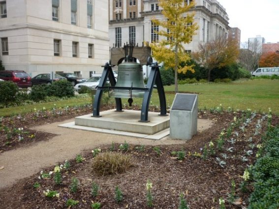 Gallery 1 - Liberty Bell Replica